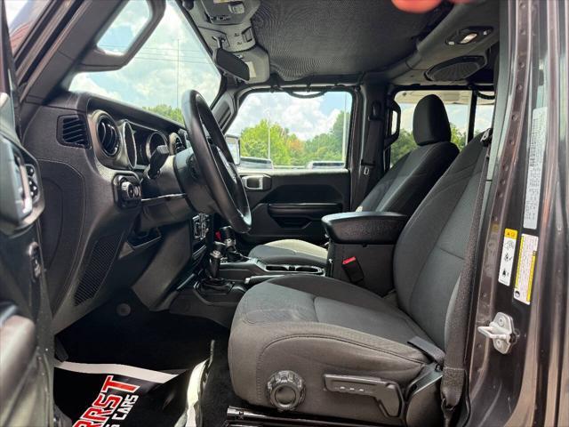 Photo of 2018 Granite Crystal Metallic Jeep Wrangler Unlimited