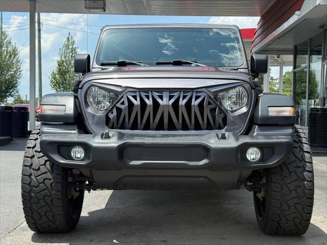 Photo of 2018 Granite Crystal Metallic Jeep Wrangler Unlimited