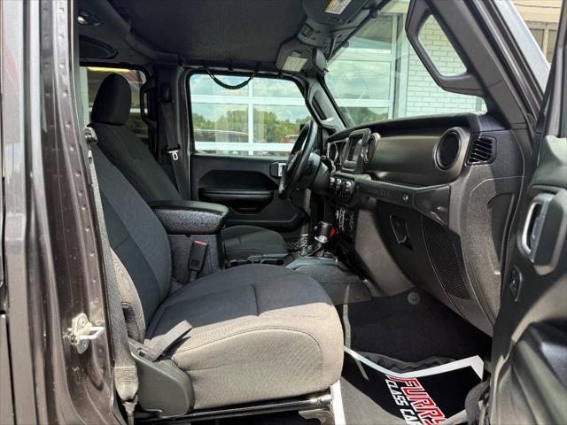 Photo of 2018 Granite Crystal Metallic Jeep Wrangler Unlimited