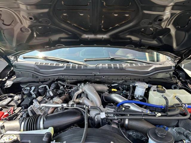 Photo of 2022 Agate Black Metallic Ford F-350