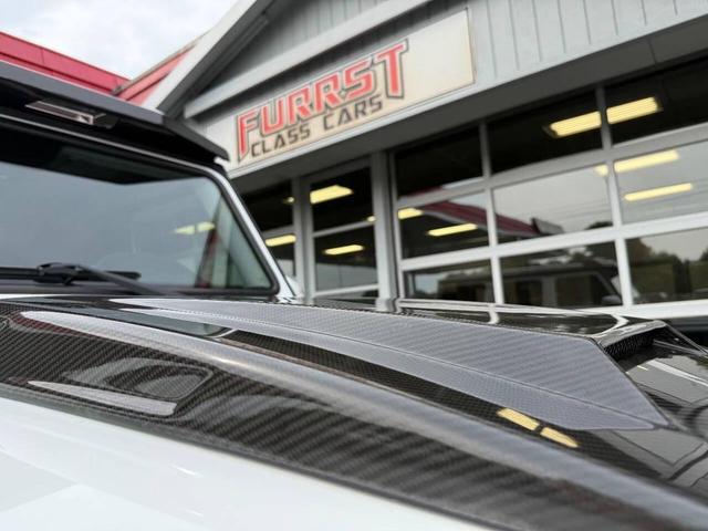 Photo of 2016 Polar White Mercedes-Benz G-Class