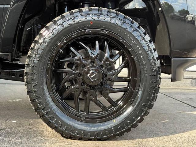 Photo of 2022 Diamond Black RAM 2500