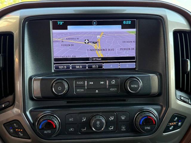 Photo of 2017 Summit White Chevrolet Silverado 3500