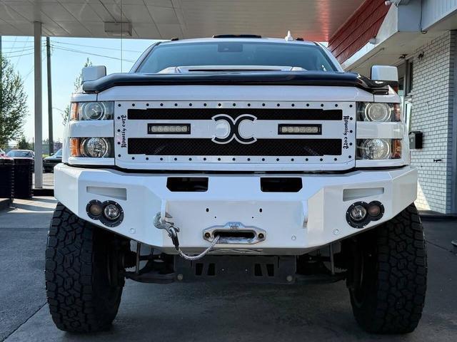 Photo of 2017 Summit White Chevrolet Silverado 3500