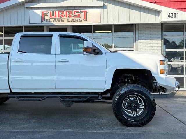 Photo of 2017 Summit White Chevrolet Silverado 3500
