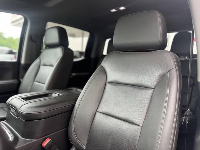 Photo of 2021 White GMC Sierra 1500
