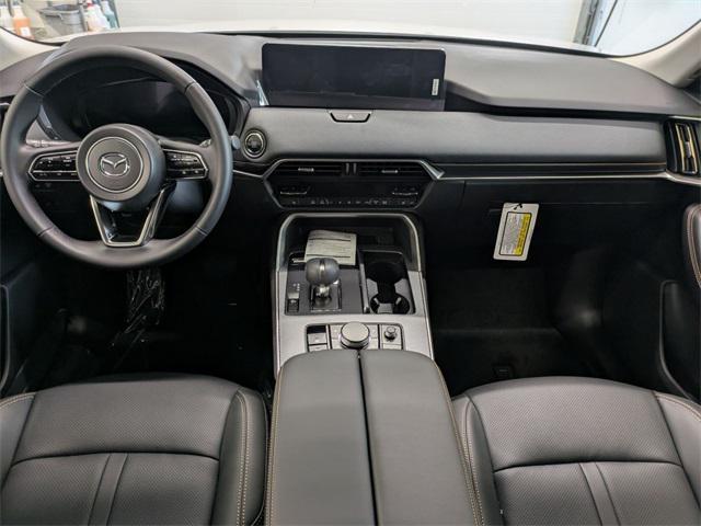 Photo of 2025 Rhodium White Premium Mazda CX-70
