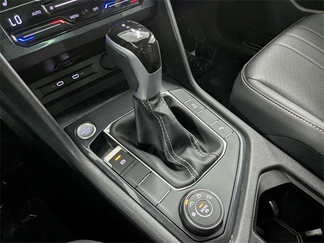 Photo of 2024 Opal White Pearl Volkswagen Tiguan