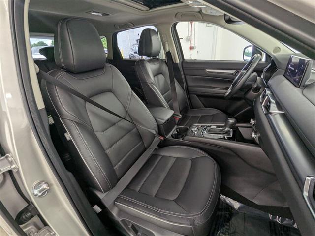 Photo of 2024 Platinum Quartz Metallic Mazda CX-5