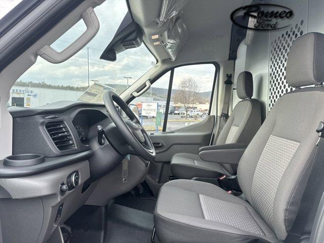 Photo of 2024 Oxford White Ford Transit-150