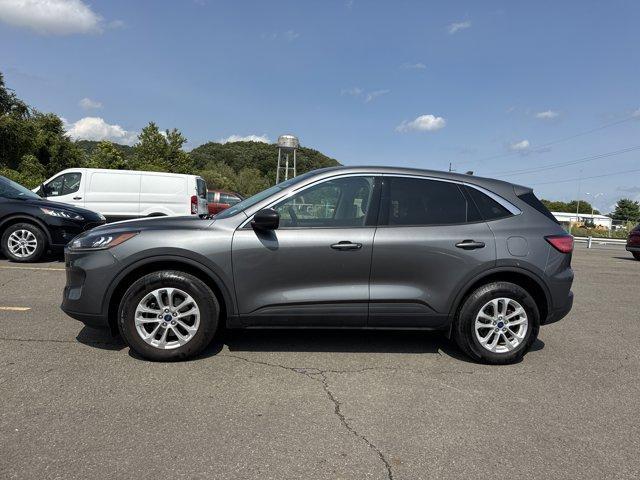 Photo of 2022 Carbonized Gray Metallic Ford Escape