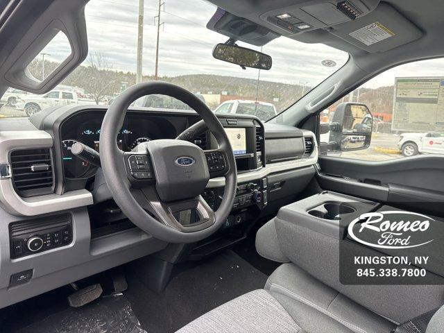 Photo of 2025 Antimatter Blue Metallic Ford F-350