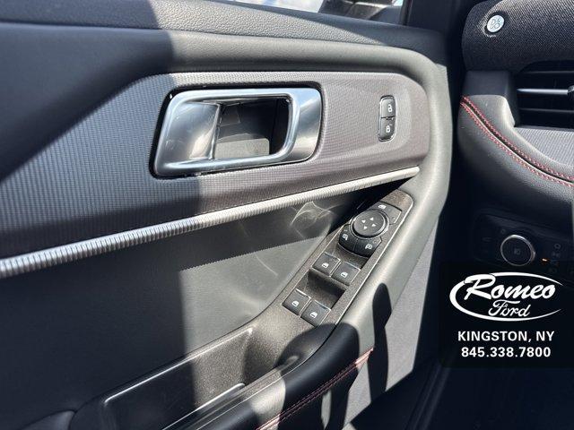 Photo of 2025 Star White Ford Explorer