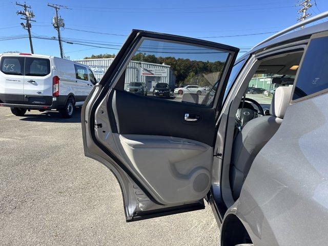 Photo of 2011 Platinum Graphite Nissan Rogue