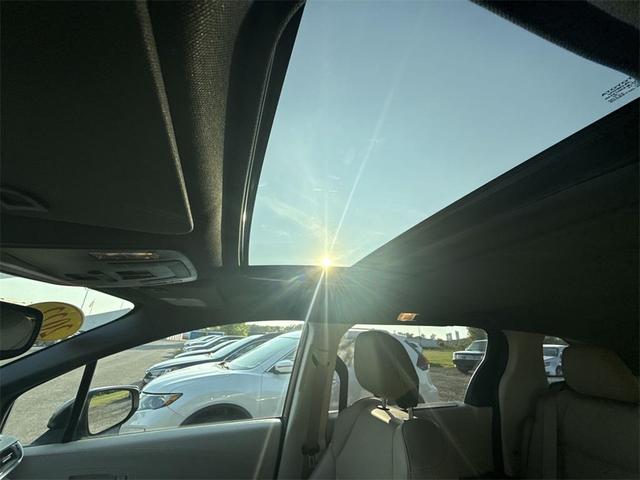 Photo of 2022 Predawn Gray Mica Toyota Sienna