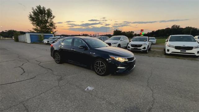 Photo of 2020 Ebony Black Kia Optima