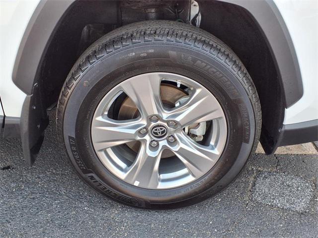Photo of 2024 Ice Toyota RAV4 Hybrid