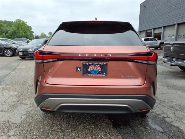 Photo of 2023 Burnt Orange Lexus RX 350