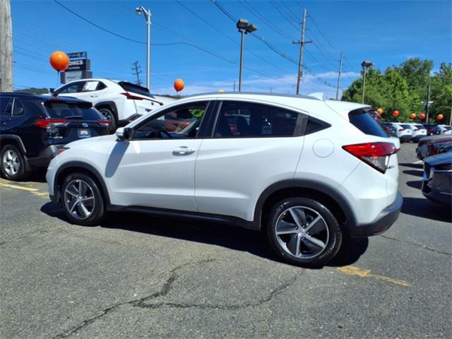 Photo of 2022 Platinum White Pearl Honda HR-V