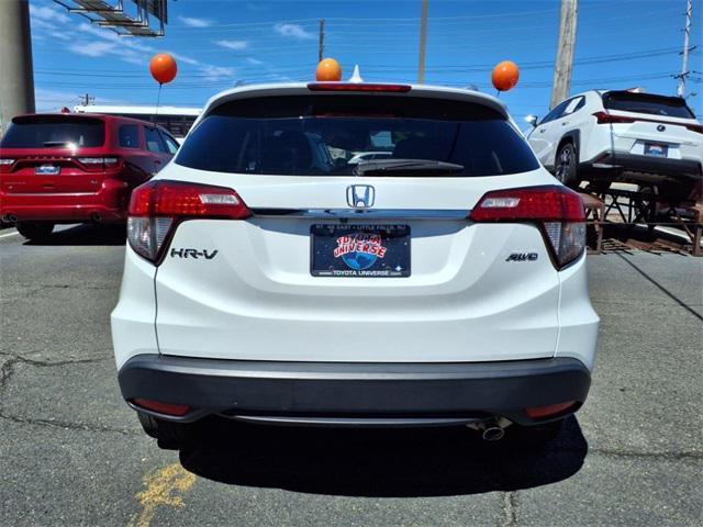 Photo of 2022 Platinum White Pearl Honda HR-V