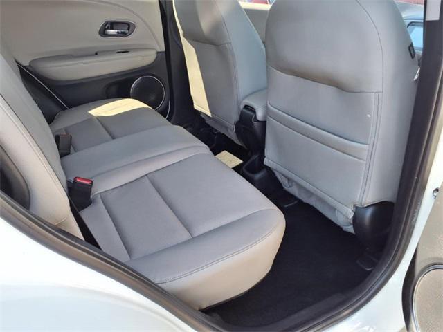 Photo of 2022 Platinum White Pearl Honda HR-V