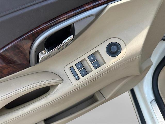Photo of 2012 White Diamond Clearcoat Buick LaCrosse