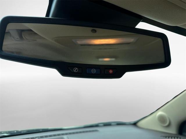 Photo of 2012 White Diamond Clearcoat Buick LaCrosse