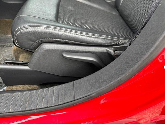 Photo of 2016 Redline 2 Coat Pearl Jeep Compass