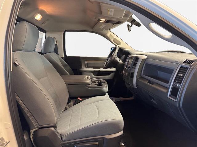 Photo of 2017 Bright White Clearcoat RAM 1500