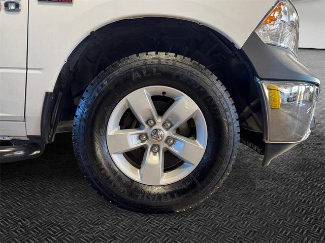 Photo of 2017 Bright White Clearcoat RAM 1500