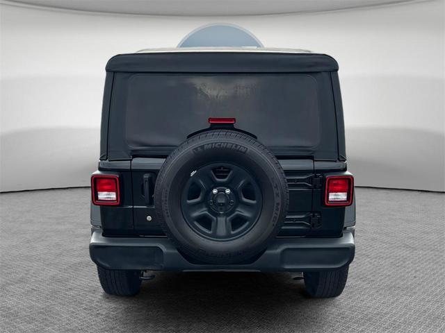 Photo of 2019 Black Clearcoat Jeep Wrangler Unlimited