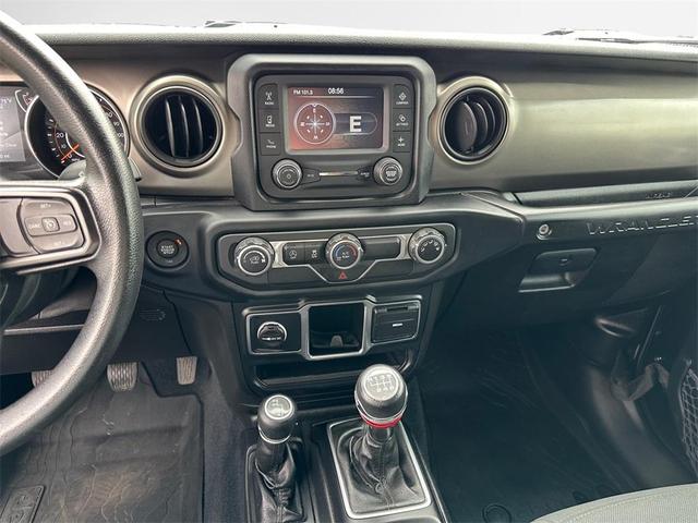Photo of 2019 Black Clearcoat Jeep Wrangler Unlimited