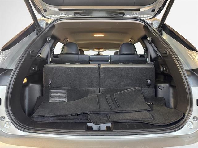 Photo of 2023 Alloy Silver Metallic Mitsubishi Outlander