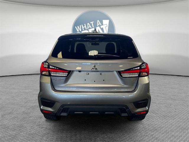 Photo of 2020 Mercury Gray Metallic Mitsubishi Outlander Sport