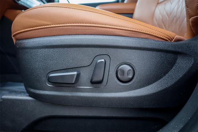 Photo of 2023 Jungle Green Kia Telluride