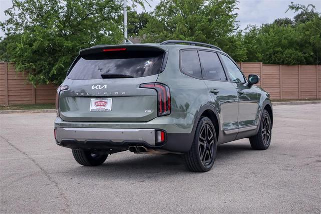 Photo of 2023 Jungle Green Kia Telluride