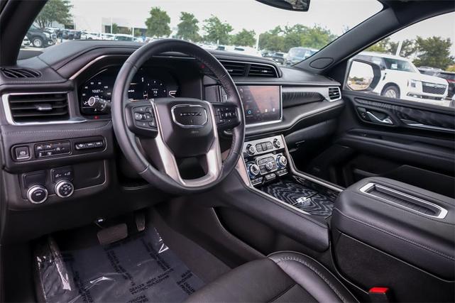 Photo of 2023 Sterling Metallic GMC Yukon