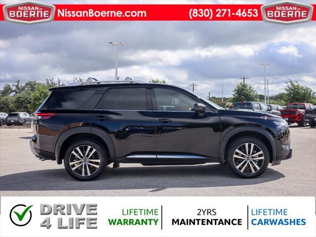 Photo of 2025 Super Black Nissan Pathfinder