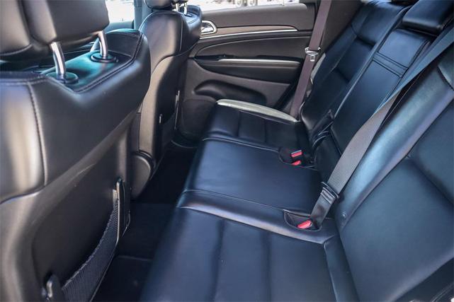 Photo of 2021 Bright White Clearcoat Jeep Grand Cherokee