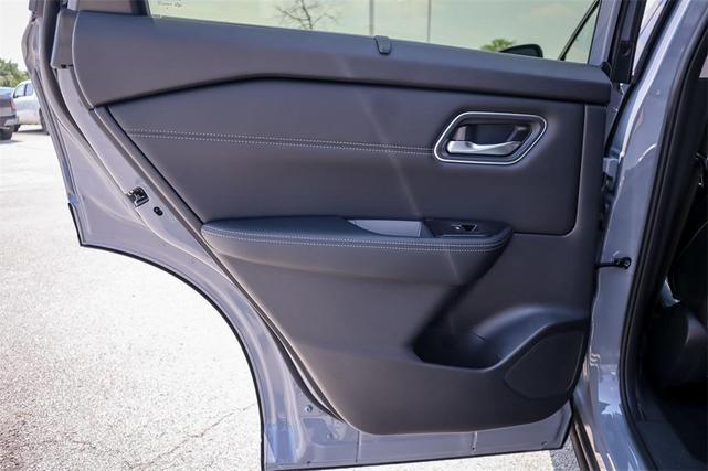Photo of 2025 Boulder Gray Pearl Nissan Rogue