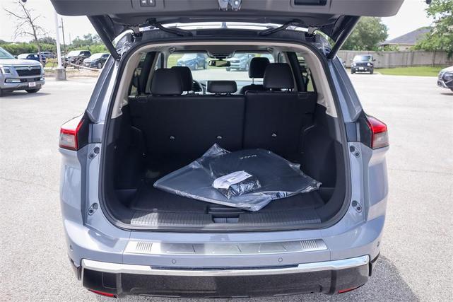 Photo of 2025 Boulder Gray Pearl Nissan Rogue