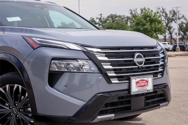 Photo of 2025 Boulder Gray Pearl Nissan Rogue