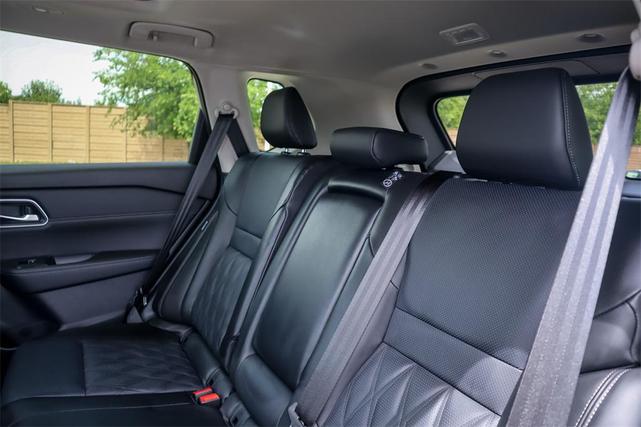 Photo of 2025 Boulder Gray Pearl Nissan Rogue