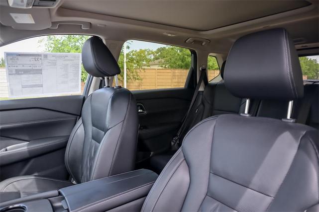 Photo of 2025 Boulder Gray Pearl Nissan Rogue