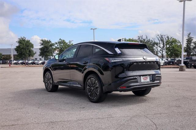 Photo of 2025 Super Black Nissan Murano