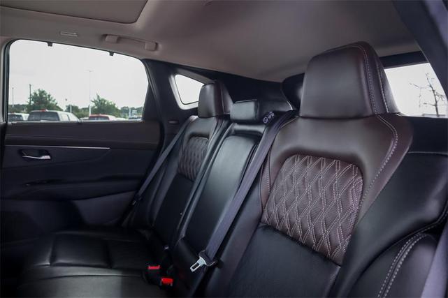 Photo of 2025 Super Black Nissan Murano