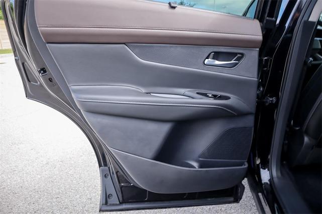 Photo of 2025 Super Black Nissan Murano