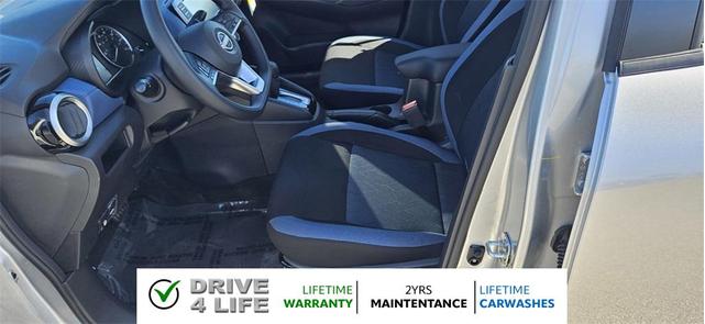 Photo of 2025 Brilliant Silver Metallic Nissan Versa