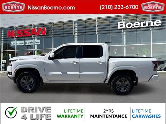 Photo of 2025 Glacier White Nissan Frontier