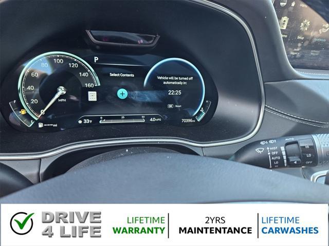 Photo of 2023 Vik Black Genesis GV80